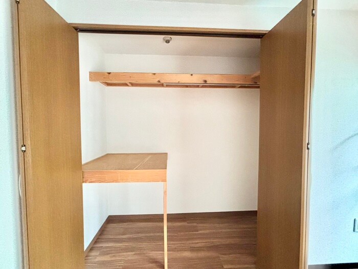 物件内観写真15　(収納)
