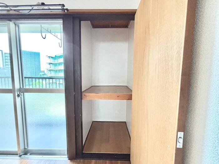 物件内観写真16　(収納)