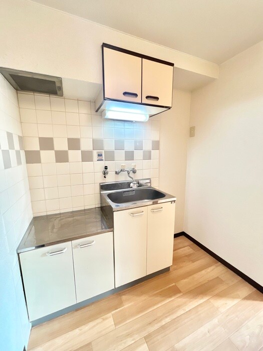 物件内観写真8　(キッチン)