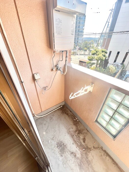 物件内観写真21　(洗濯機置場)