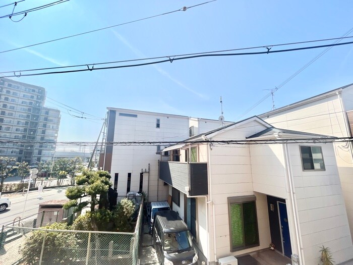 物件内観写真22　(室内からの展望)