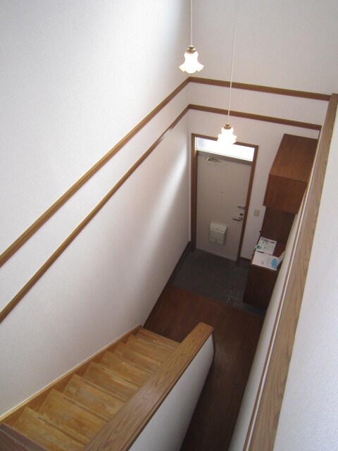 物件内観写真7　(玄関)