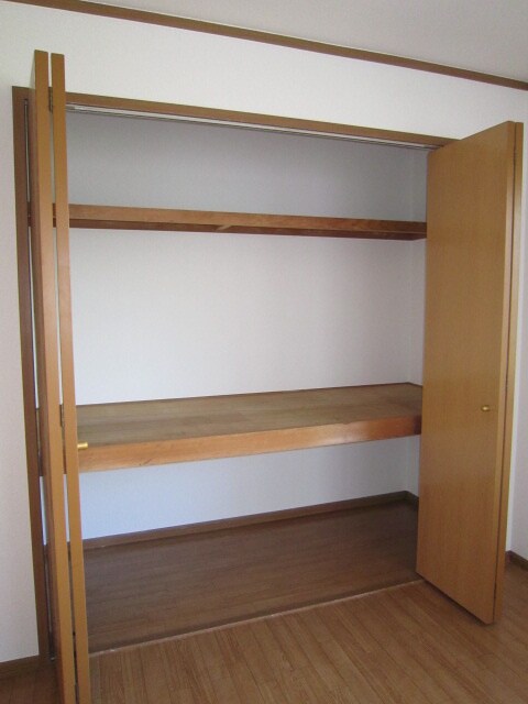 物件内観写真14　(収納)