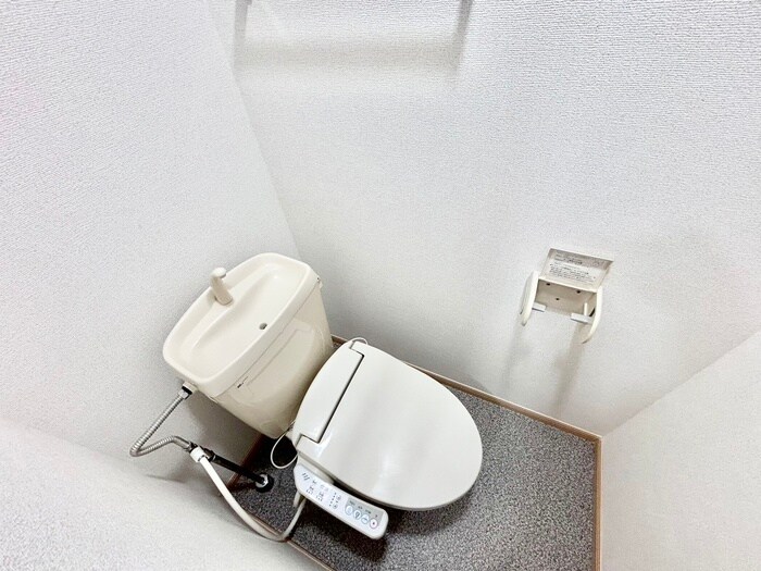 物件内観写真16　(トイレ)