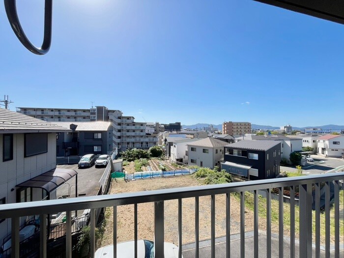 マリ－ブ１８２０の室内からの展望