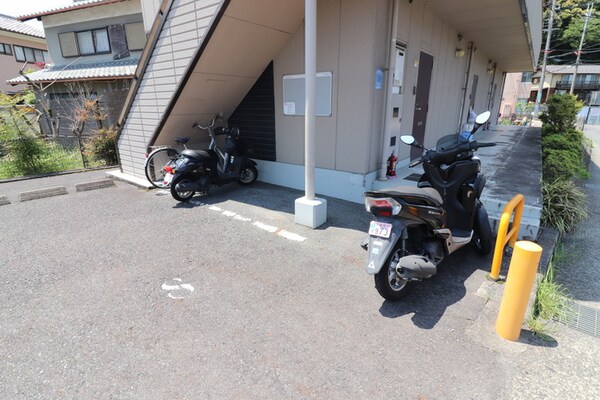 バイク置き場