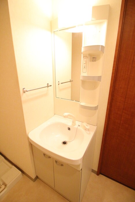 物件内観写真9　(洗面)