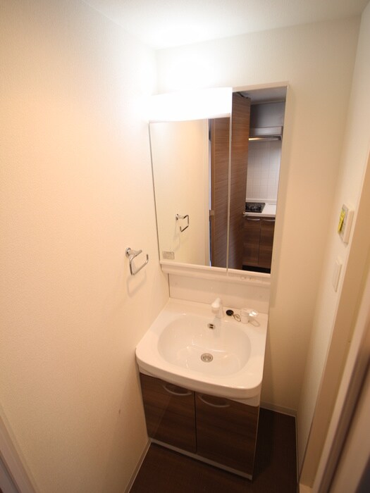 物件内観写真12　(洗面)