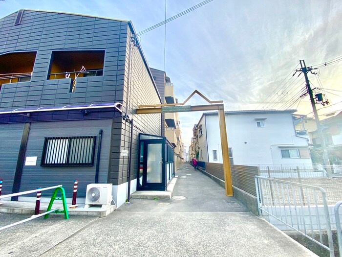 物件外観写真6　(外観写真)