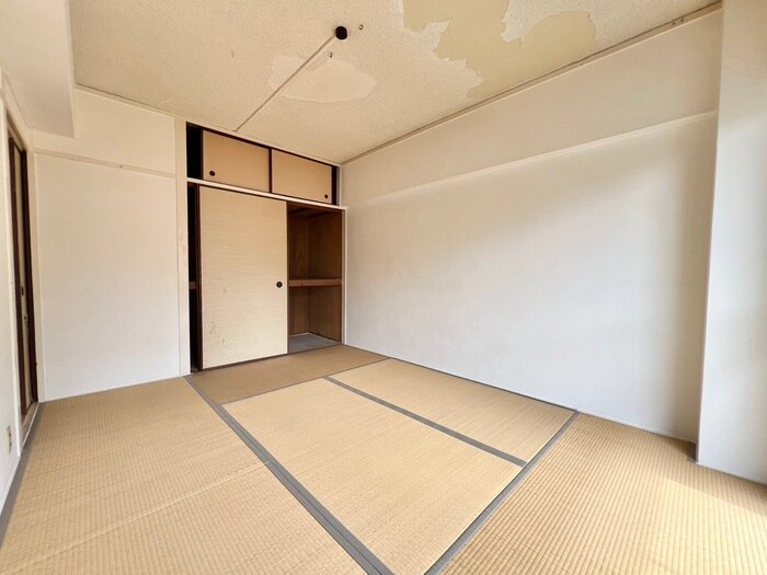 物件内観写真10　(居室)