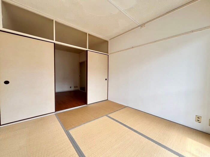 物件内観写真13　(居室)