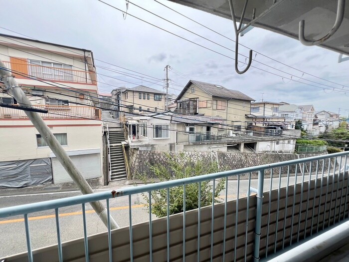 物件内観写真21　(室内からの展望)