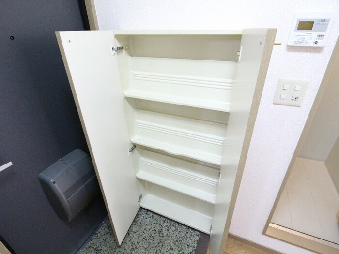 物件内観写真22　(靴箱)