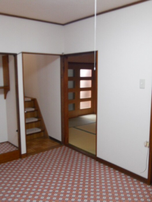 物件内観写真10　(居室)