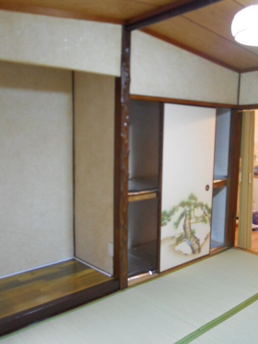 物件内観写真11　(居室)