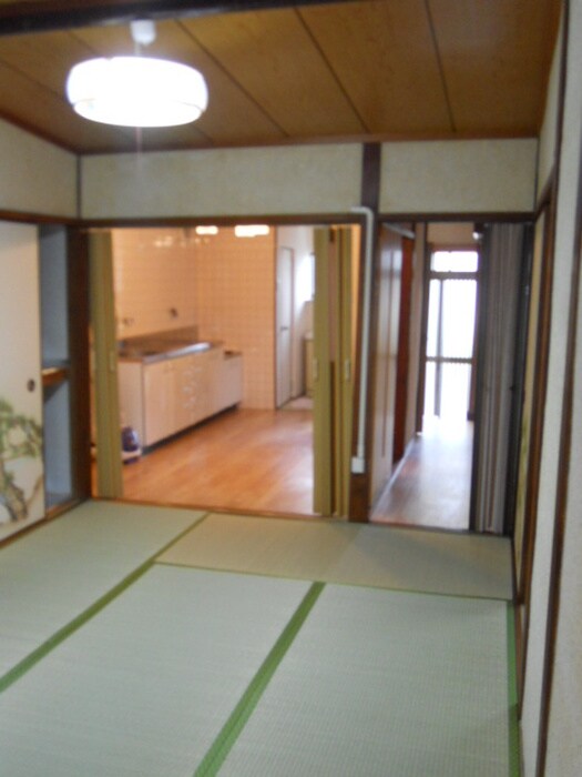 物件内観写真12　(居室)