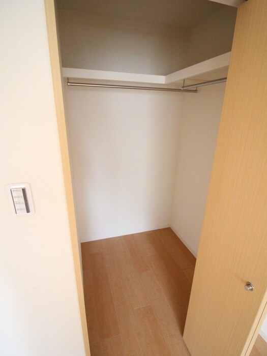 物件内観写真10　(収納)