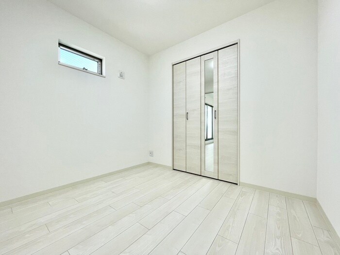 物件内観写真10　(居室)