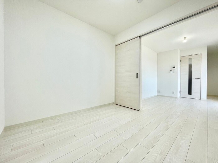 物件内観写真11　(居室)