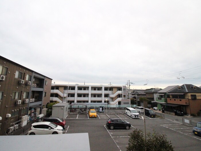 物件内観写真15　(室内からの展望)