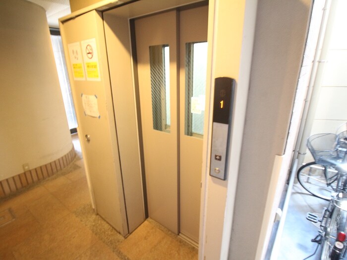 物件外観写真6　(建物設備)