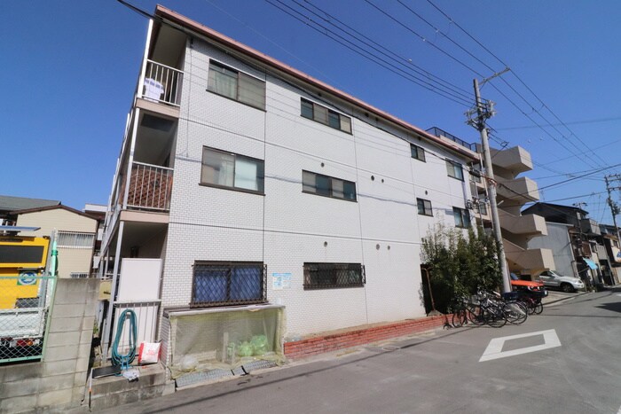 物件外観写真3　(外観写真)