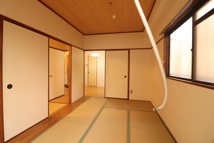 物件内観写真9　(居室)