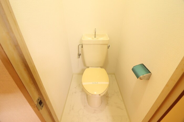 物件内観写真13　(トイレ)