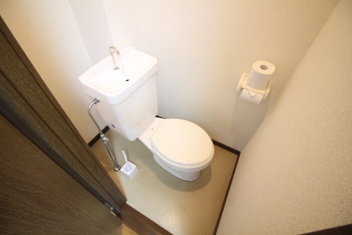 物件内観写真10　(トイレ)