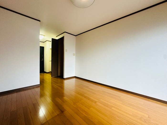 物件内観写真18　(居室)
