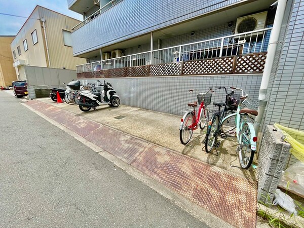 駐輪場