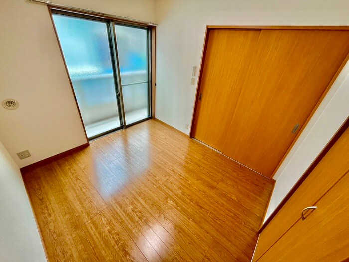 物件内観写真16　(居室)