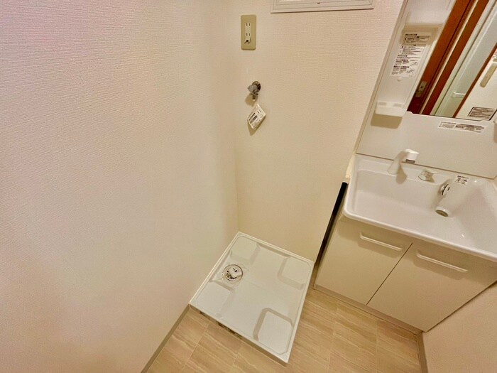 物件内観写真18　(洗濯機置場)