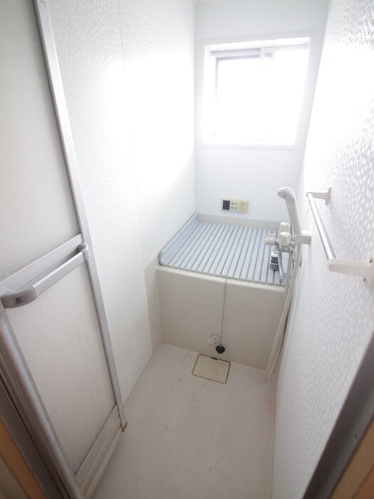 物件内観写真12　(バス／シャワールーム等)