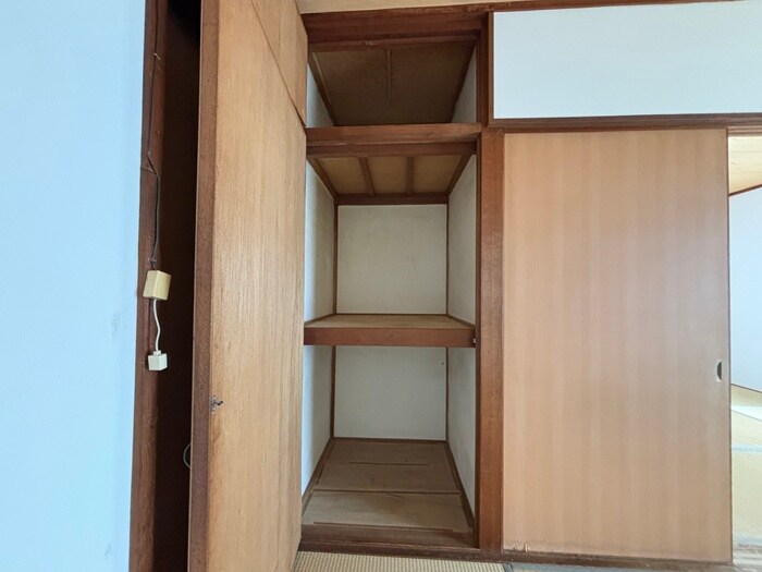 物件内観写真18　(収納)
