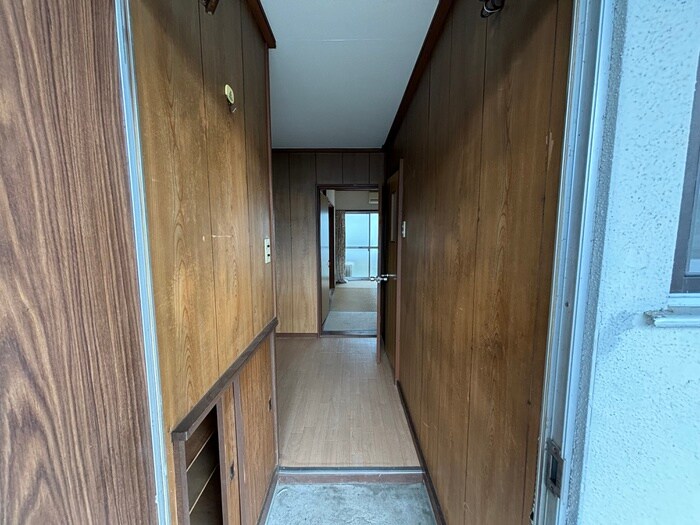 物件内観写真19　(玄関)