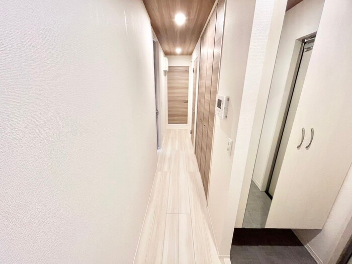 物件内観写真19　(廊下)