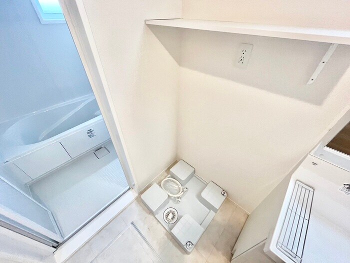 物件内観写真20　(洗濯機置場)