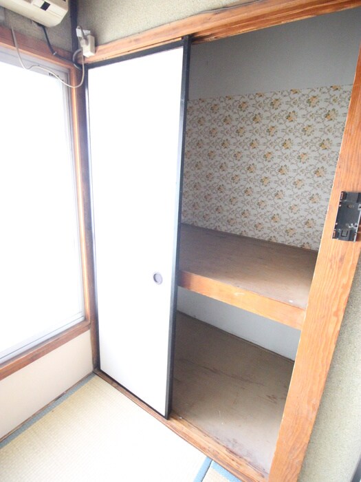 物件内観写真16　(収納)