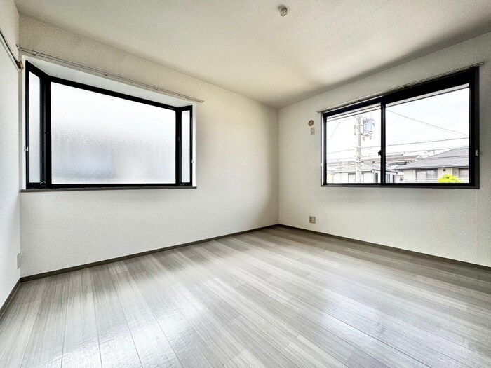 物件内観写真8　(居室)