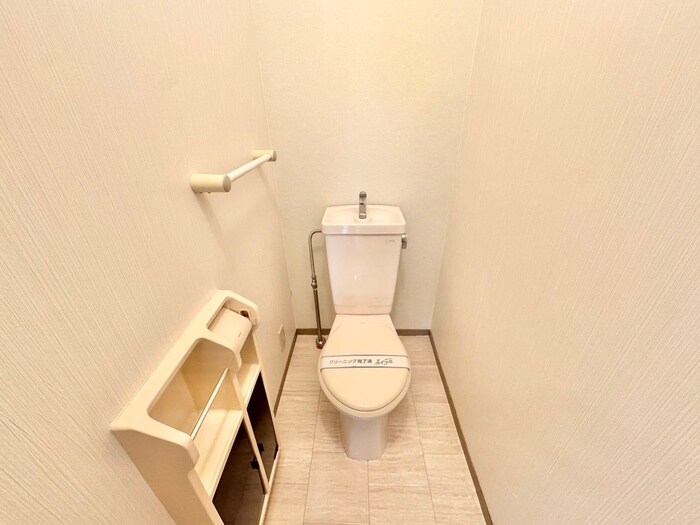 物件内観写真12　(トイレ)