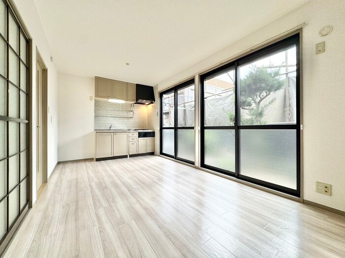 物件内観写真15　(居室)