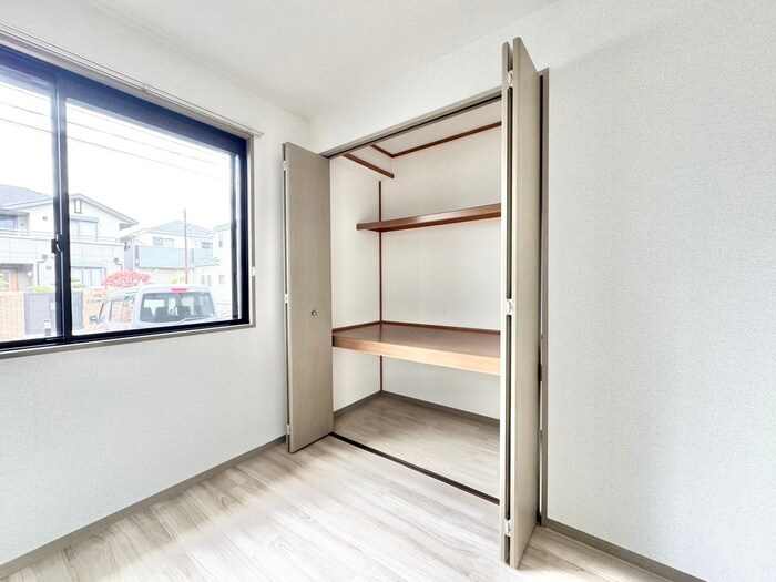 物件内観写真17　(収納)