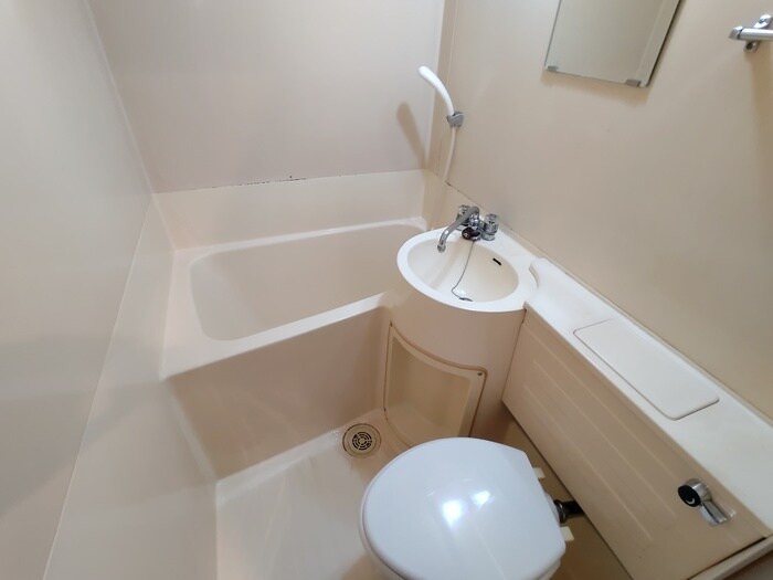 物件内観写真8　(バス／シャワールーム等)