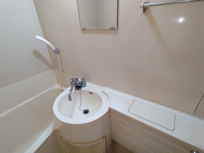 物件内観写真9　(洗面)