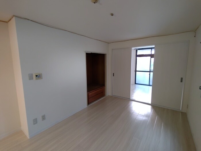 物件内観写真12　(居室)