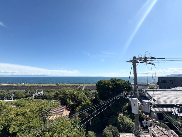 物件内観写真19　(室内からの展望)