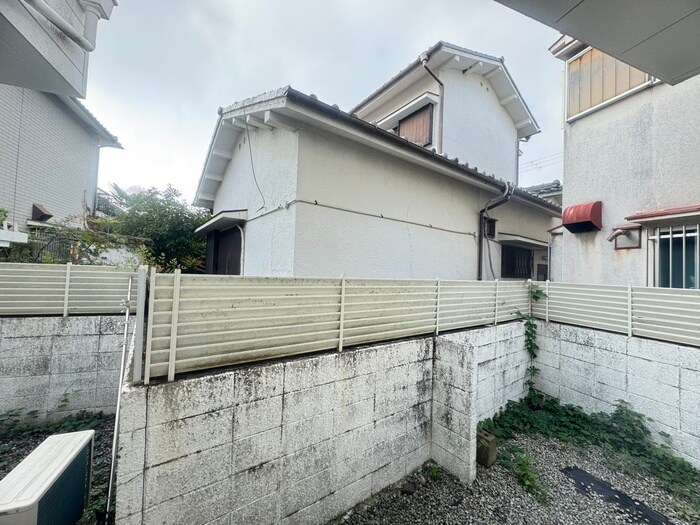 物件内観写真20　(室内からの展望)