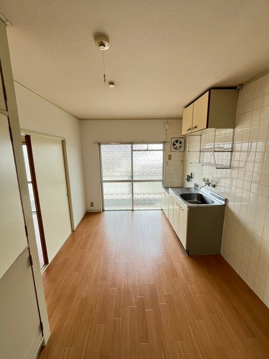 物件内観写真9　(居室)