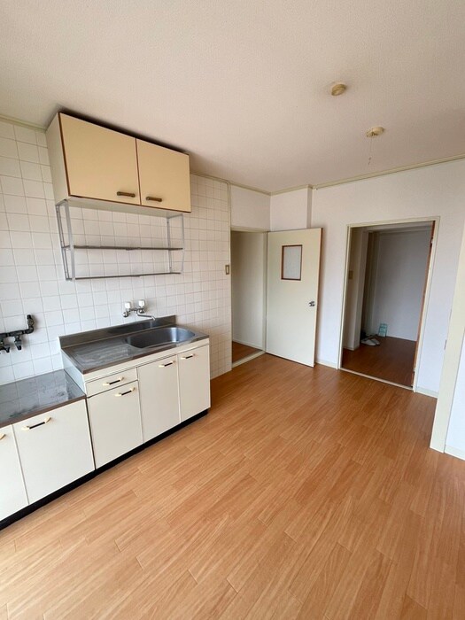 物件内観写真10　(居室)